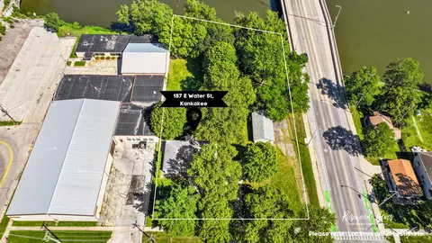 View/Area - 187 E Water St, Kankakee, IL 60901 photo 3 of 5