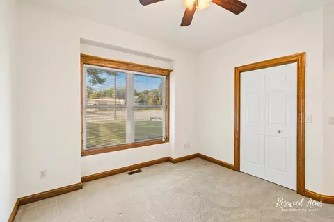 Bedroom - 187 E Water St, Kankakee, IL 60901 photo 4 of 6
