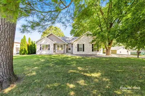 187 E Water St, Kankakee, IL 60901