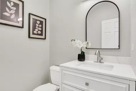 Bath - 3111 Mini Dr, Wadsworth, IL 60083 photo 1 of 6