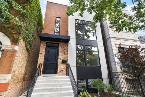 2035 W Race Ave, Chicago, IL 60612