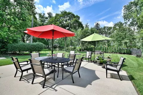 Exterior - 187 E Orchard St, Elmhurst, IL 60126 photo 8 of 8