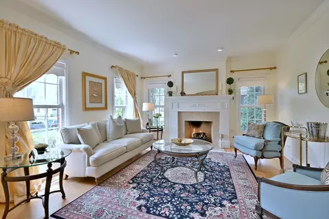 Living - 187 E Orchard St, Elmhurst, IL 60126 photo 2 of 10