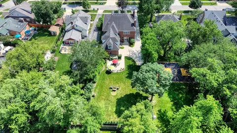 View/Area - 187 E Orchard St, Elmhurst, IL 60126 photo 2 of 3