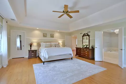 Bedroom - 187 E Orchard St, Elmhurst, IL 60126 photo 5 of 5