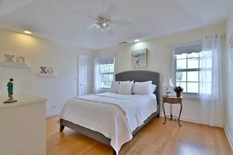 Bedroom - 187 E Orchard St, Elmhurst, IL 60126 photo 3 of 5