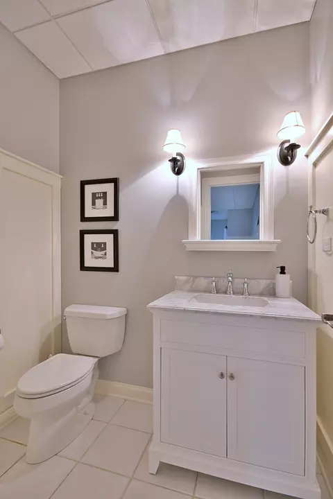 Bath - 187 E Orchard St, Elmhurst, IL 60126 photo 7 of 7