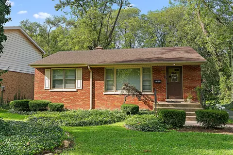 1334 Linden Rd, Homewood, IL 60430
