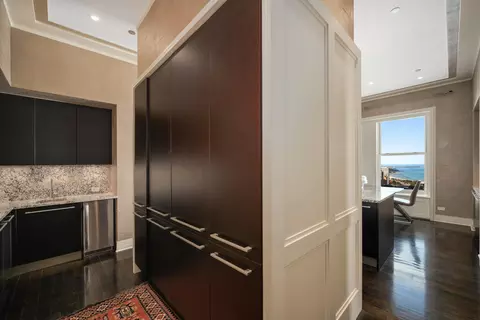 Kitchen - 159 E Walton Pl #34A, Chicago, IL 60611 photo 4 of 4