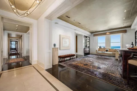 Entry Way - 159 E Walton Pl #34A, Chicago, IL 60611 photo 5 of 10