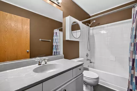995 Longford Rd, Bartlett, IL 60103 photo 21