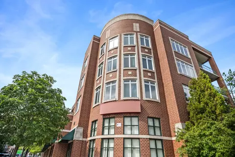 5036 W Pensacola Ave #309, Chicago, IL 60641