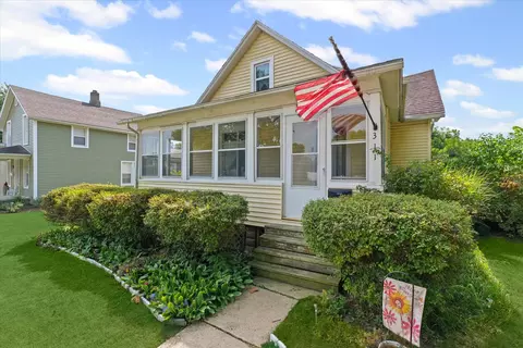 311 E Oak St, Fairbury, IL 61739