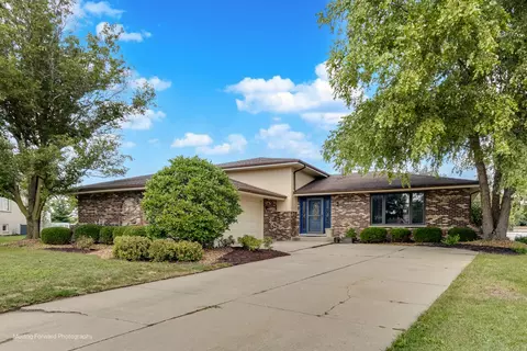 15507 S Willow Ct, Homer Glen, IL 60491