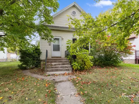 183 N Cleveland Ave, Bradley, IL 60915