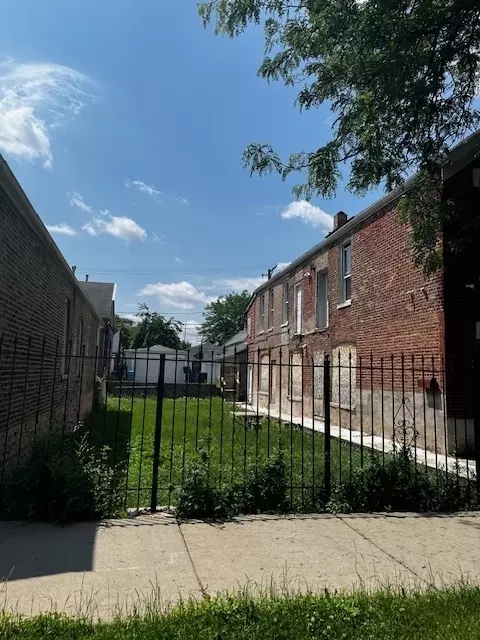 2909 W 25th St, Chicago, IL 60623