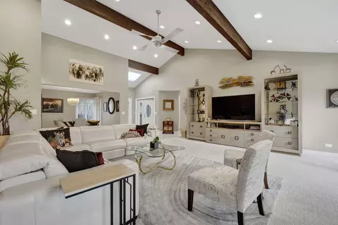 Living - 1421 Chartres Dr, Northbrook, IL 60062 photo 3 of 4