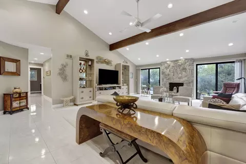 Other - 1421 Chartres Dr, Northbrook, IL 60062 photo 1 of 10