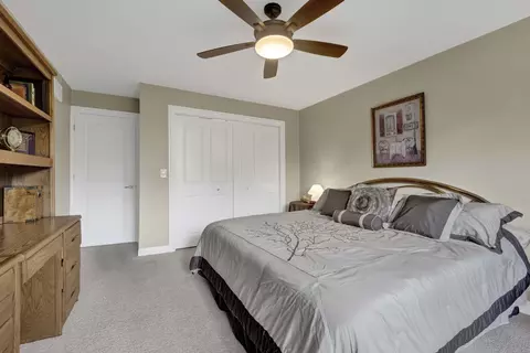 Bedroom - 1421 Chartres Dr, Northbrook, IL 60062 photo 4 of 4