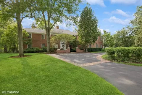 1 Briar Ln, Glencoe, IL 60022
