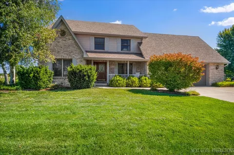 413 Dover Ct, Yorkville, IL 60560