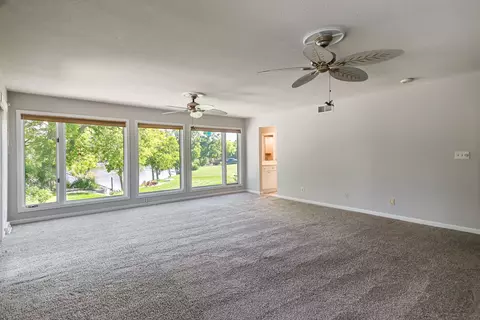 9525 Brenda Dr, Roscoe, IL 61073 photo 25