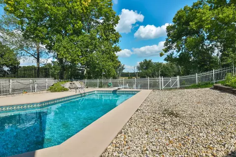 9525 Brenda Dr, Roscoe, IL 61073 photo 38