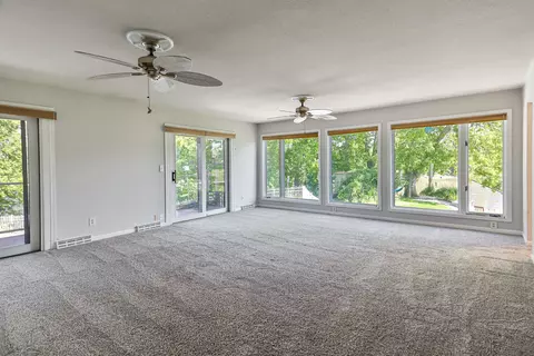 9525 Brenda Dr, Roscoe, IL 61073 photo 23
