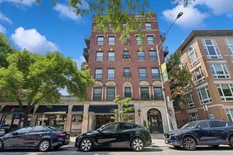 4144 N Sheridan Rd #408, Chicago, IL 60613