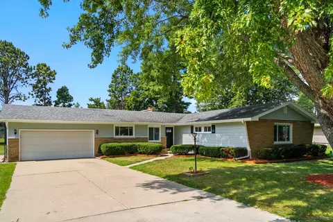 1004 Sunset Dr, Rock Falls, IL 61071
