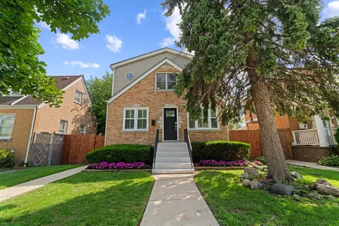 7617 W Gregory St, Chicago, IL 60656