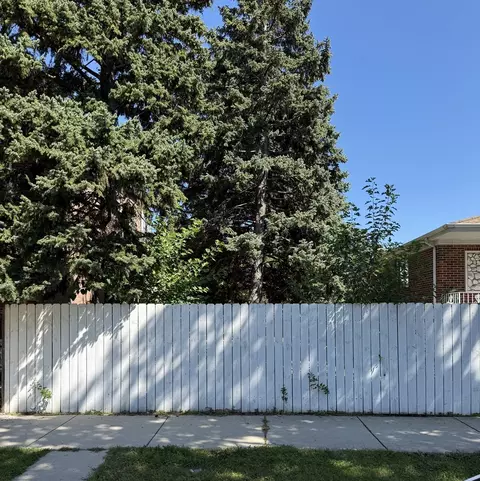 5015 S Fairfield Ave, Chicago, IL 60632