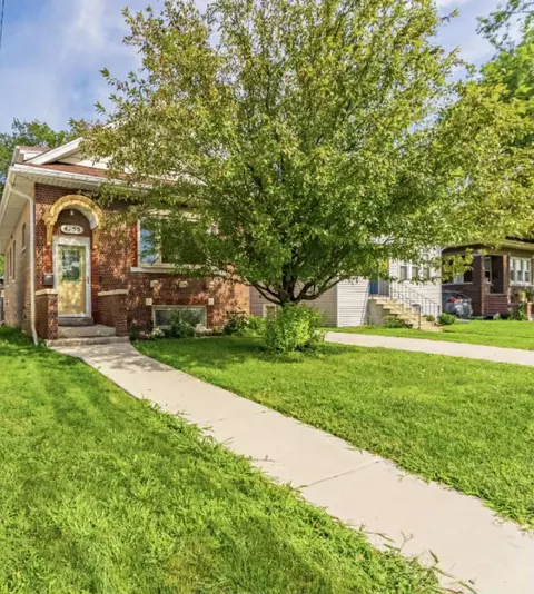 4155 Eberly Ave, Brookfield, IL 60513 photo 1