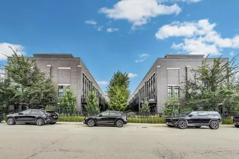 7 N Elmhurst Ave, Mount Prospect, IL 60056