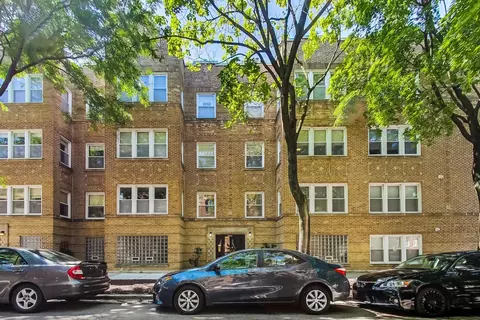 3055 W Sunnyside Ave #1, Chicago, IL 60625