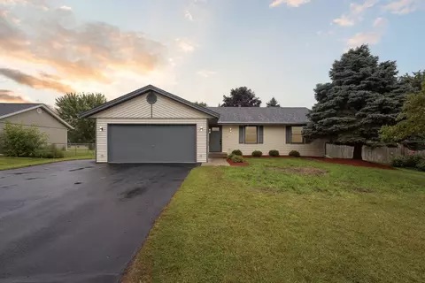 4629 Cross Country Dr, Loves Park, IL 61111