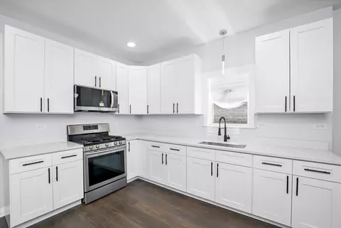 Kitchen - 7212 S Artesian Ave, Chicago, IL 60629 photo 2 of 2