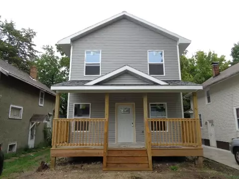 1906 S 4th St, Rockford, IL 61104