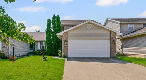 3907 Aberdeen Dr, Champaign, IL 61822