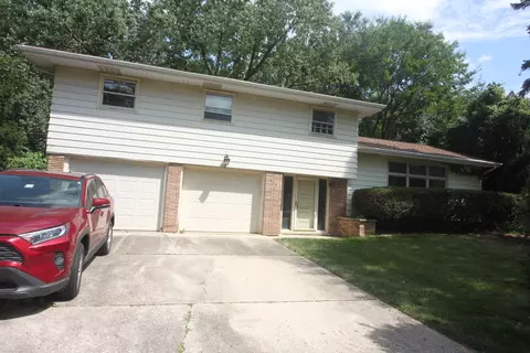 255 Cumnor Ave, Glen Ellyn, IL 60137