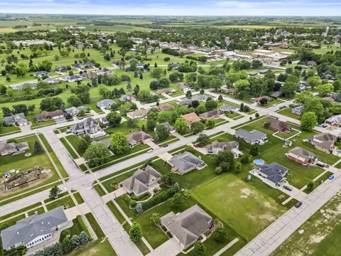 View/Area - 322 Orchard Ln, Beecher, IL 60401 photo 8 of 9
