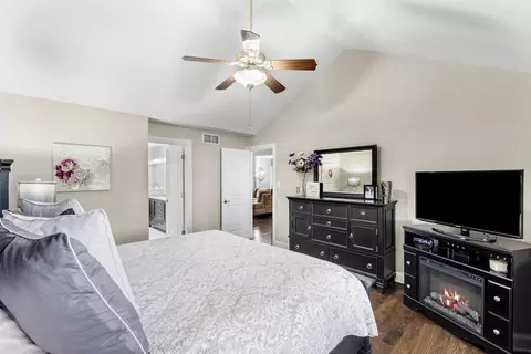 Bedroom - 322 Orchard Ln, Beecher, IL 60401 photo 2 of 3