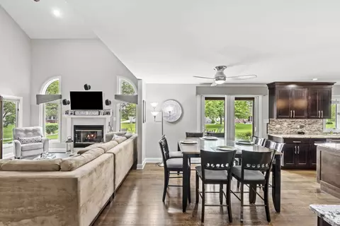 Dining - 322 Orchard Ln, Beecher, IL 60401 photo 3 of 4