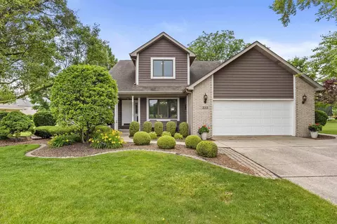 322 Orchard Ln, Beecher, IL 60401