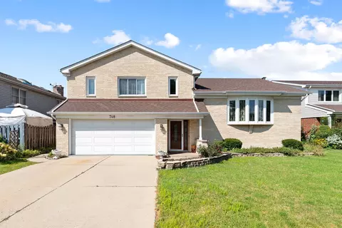 748 Yorkshire Ln, Des Plaines, IL 60016
