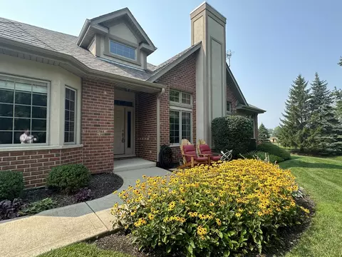 21 Shadow Creek Cir, Palos Heights, IL 60463