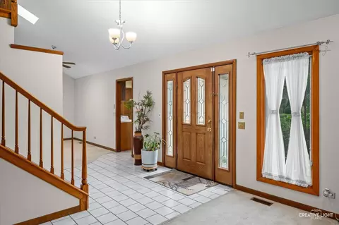 Entry Way - 1500 Sequoia Rd, Naperville, IL 60540 photo 1 of 3