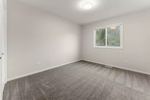 Bedroom - 16445 Turner Ave, Markham, IL 60428 photo 2 of 4