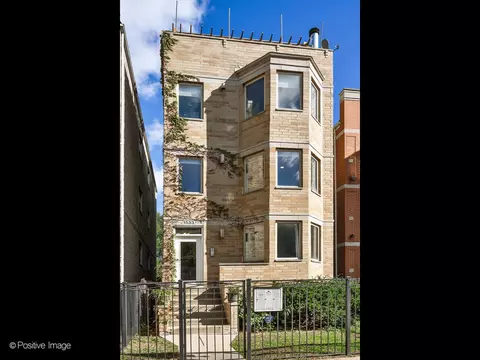 1533 N Campbell Ave #2, Chicago, IL 60622