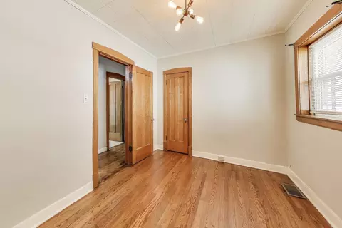5000 W Grace St, Chicago, IL 60641 photo 14